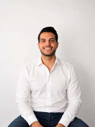 Ömer Faruk Bas, Geschäftsführer der Klarblick Fensterbau UG