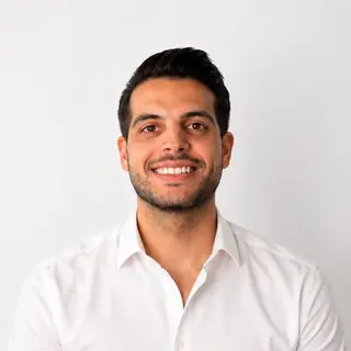 Ömer Faruk Bas, Geschäftsführer der Klarblick Fensterbau UG